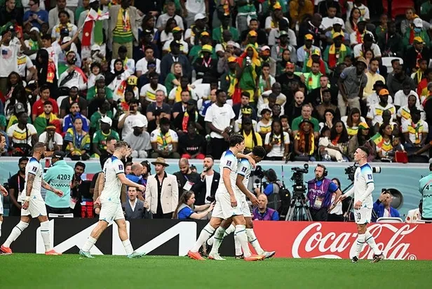 senegali-3-0-yenen-ingiltere-ceyrek-finalde-fransanin-rakibi-oldu-1670187782800.jpeg Senegal'i 3-0 yenen İngiltere, çeyrek finalde Fransa'nın rakibi oldu-5