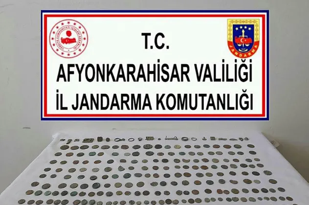 270 parça tarihi eser ele geçirildi!