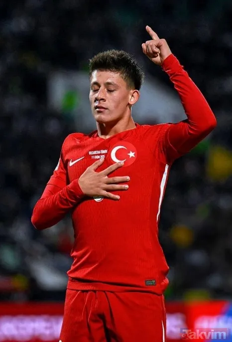 Arda Güler 16 milyon takipçili hesabından sevgilisini paylaştı: Bir evlilik teklifi gelmez mi artık? - 11