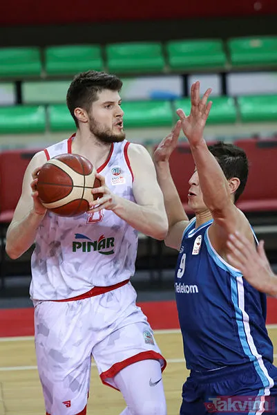 SON DAKİKA: A Milli Erkek Basketbol Takımı'nın Olimpiyat Elemeleri aday kadrosu açıklandı - 20