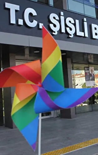 CHP'li belediyelerden LGBT lobilerine kurumsal kalkan! Avrupa Birliği finanse etti CHP destek verdi