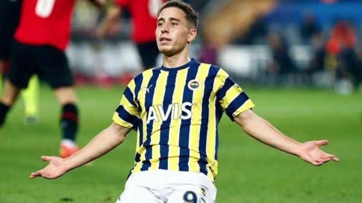 Emre Mor yeniden Fenerbahçe'de