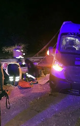 Yozgat'ta minibüs devrildi: 16 yaralı