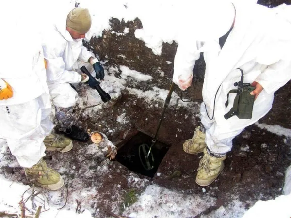 PKK sığınağında 2 ceset bulundu-1