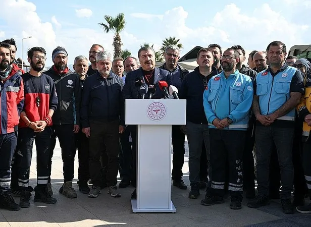 Sağlık Bakanı Fahrettin Koca'dan Hatay'da flaş açıklamalar! Şebeke suyu için uyarı...-2