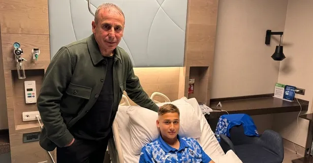 Abdullah Avcı ile U15 oyuncusu arasında keyifli sohbet: Yine yan pas diyorlar!