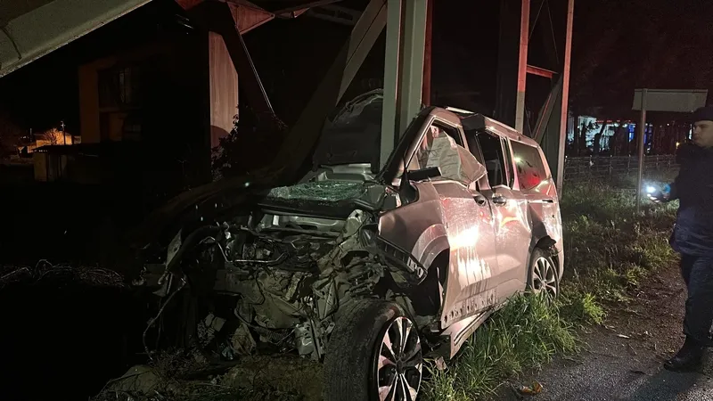 mhpnin-aci-gunu-belediye-meclis-uyesi-aziz-uslu-trafik-kazasinda-can-verdi-1775377693304.jpeg MHP'nin acı günü: Belediye meclis üyesi Aziz Uslu trafik kazasında can verdi-3