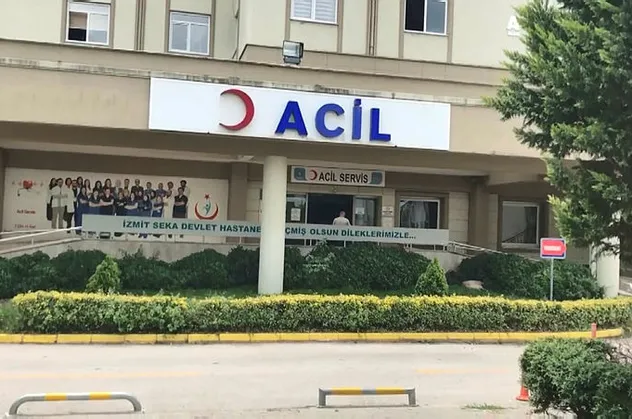TEM'de zincirleme trafik kazası! 4 araç birbirine girdi