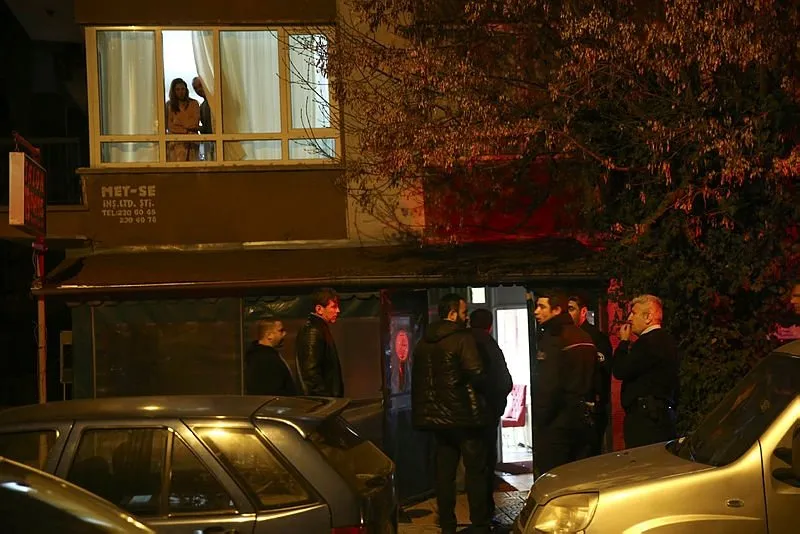 Başkentte kahvehane kundaklandı