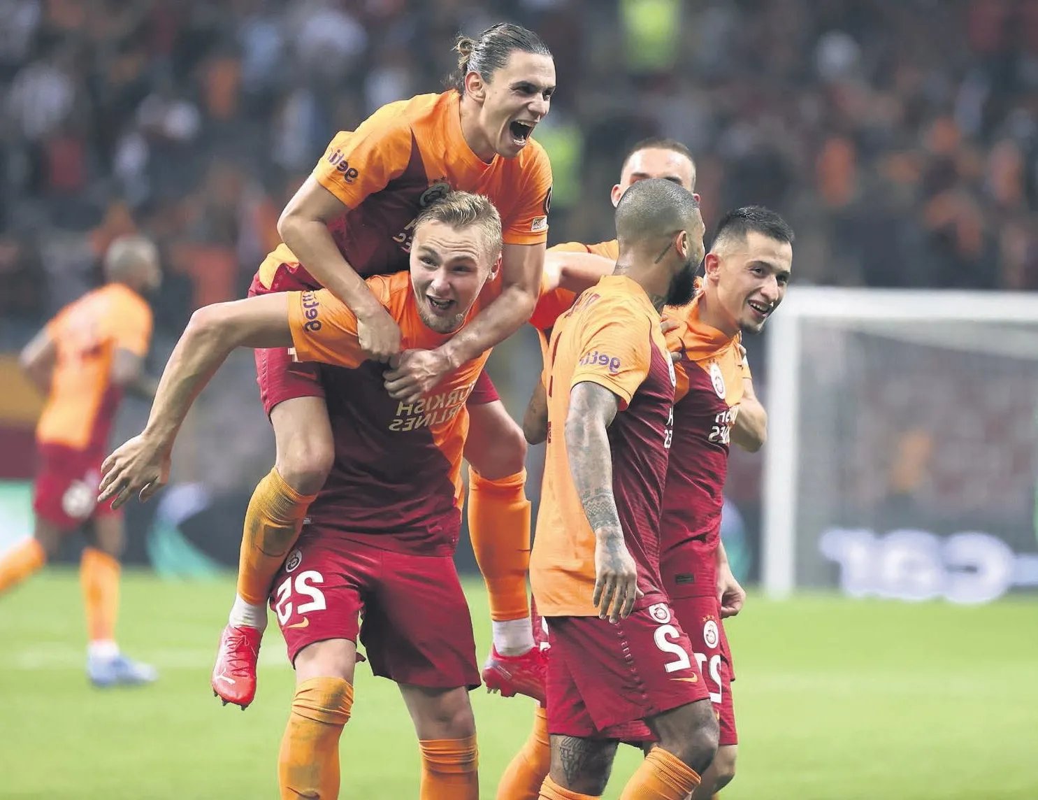 Buz gibi havada derbi!