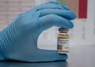 Oxford Üniversitesi’nden umutlandıran haber geldi! Aşı 2 ayrı doz halinde uygulanabilir