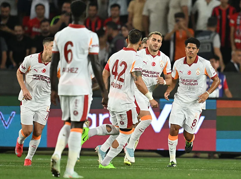 Bu penaltı sezon boyunca konuşulacak! Gaziantep FK - Galatasaray maçı sonrası olay sözler - 1