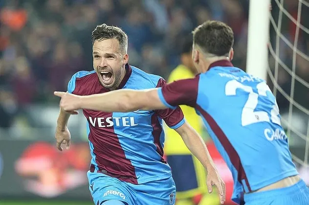 Fırtına'dan kritik 3 puan! Trabzonspor 2-1 Fenerbahçe (MAÇ SONUCU)