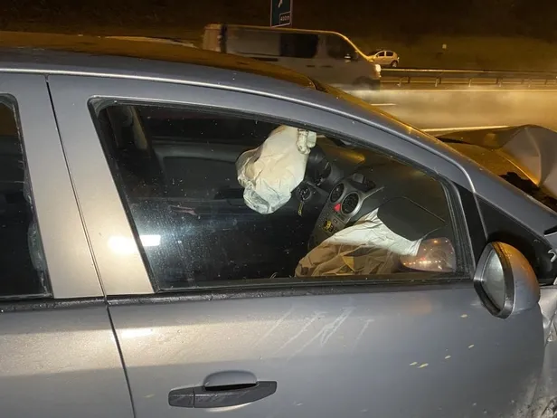 TEM'de feci kaza: Sürücüsünün direksiyon başında uyuduğu otomobil cipe çarptı-5