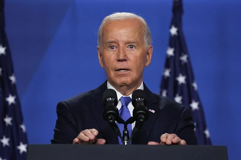ABD Başkanı Joe Biden'dan bir gaf daha! Ukrayna Devlet Başkanı Zelenski'yi kürsüye Putin olarak davet etti-7