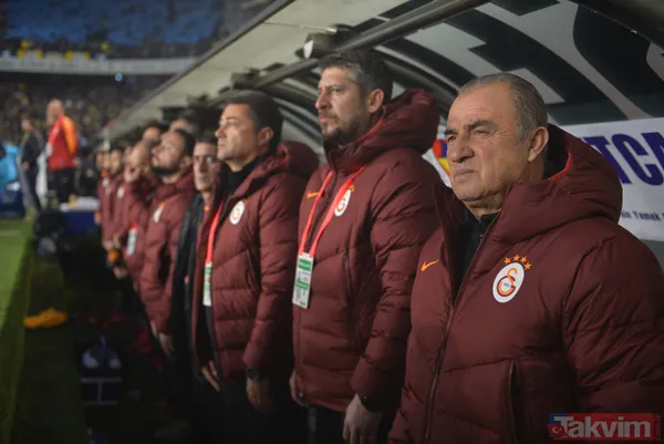 Fenerbahçe - Galatasaray derbisinde dikkat çeken kareler! O hareket damga vurdu... - 25