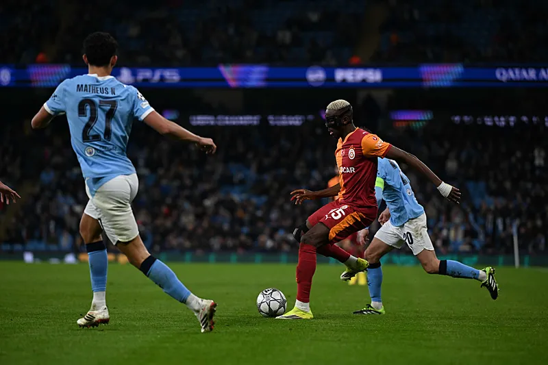 Galatasaray'da orta saha transferi bitiyor! Devler Ligi için 3. futbolcu bulundu - 7