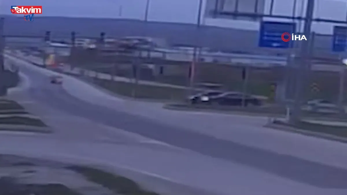 Çorum'da zincirleme kaza kamerada: 2 yaralı