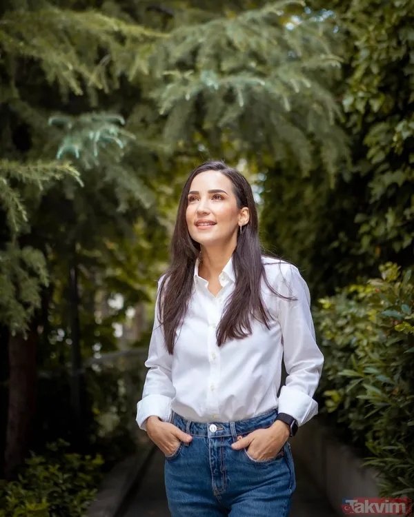 47 yaşında 2. kez anne olmuştu! İpek Açar’dan oğluyla yepyeni kare: “Maşallah” Alper Kömürcü’nün biricik oğlu ve eşi... - 3