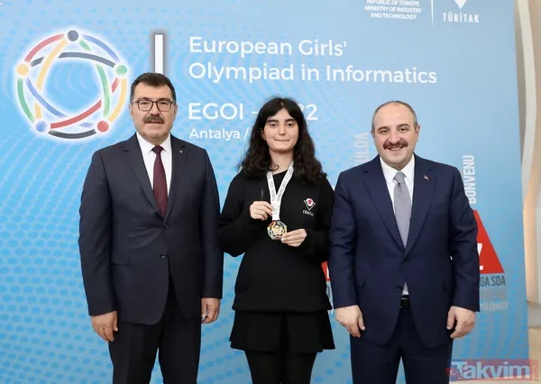 Duru Özer Kızlar Bilgisayar Olimpiyatları'nda birinci oldu - 1
