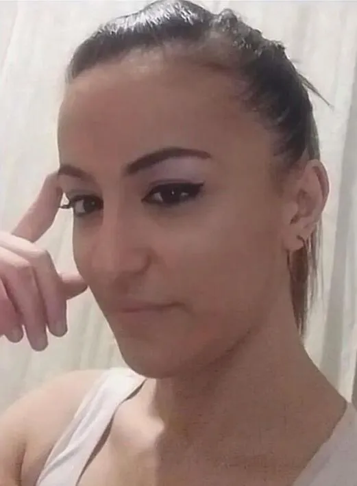 1688385781066.jpeg Kıskançlık krizine girdi! Çocuklarının gözü önünde öldürdü-2
