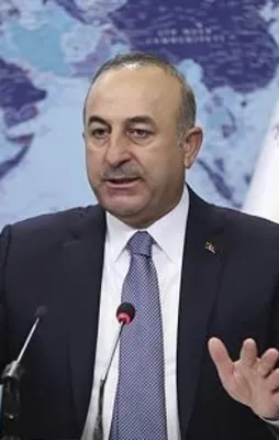 Bakan Çavuşoğlu'ndan önemli açıklamalar
