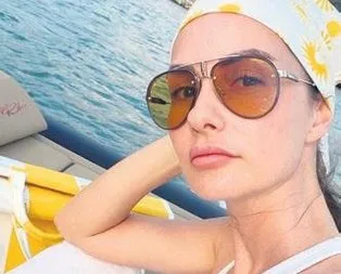 Yasemin Özilhan’dan doğal poz