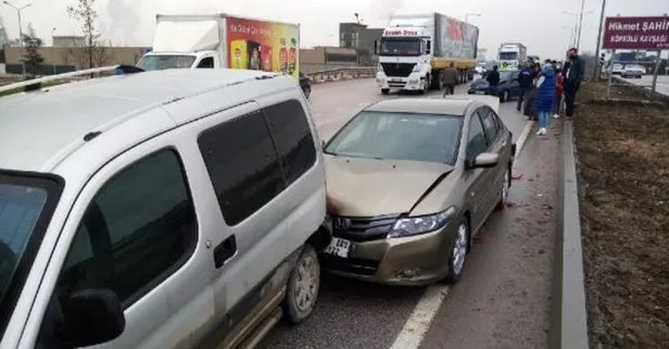 Bursa'da 6 aracın karıştığı zincirleme kaza!
