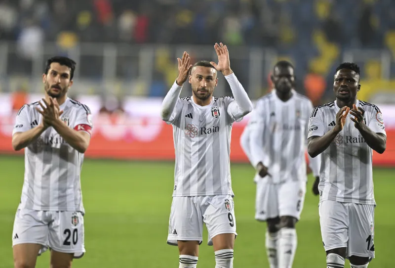 Beşiktaş'ta kadro dışı kararı! Fenerbahçe maçında... - 12