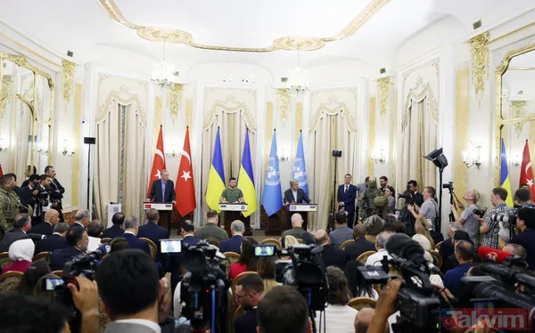 Tarihi zirveden tarihi kareler! Başkan Erdoğan Lviv'de Zelenskiy ve Guterres ile görüştü - 28