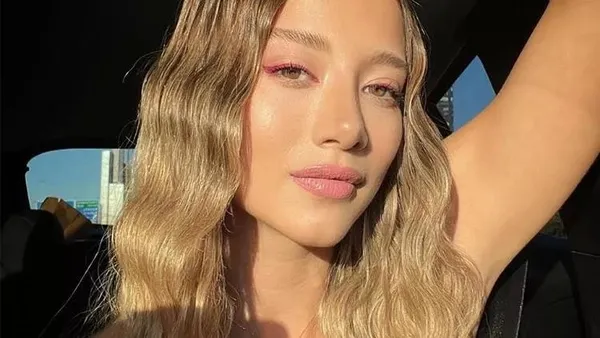 capkinligiyla-bilinen-nicolo-zaniolo-rotayi-simdi-de-o-guzele-cevirdi-yakin-takibe-aldi-1683400974027.jpeg Çapkınlığıyla bilinen Nicolo Zaniolo rotayı şimdi de o güzele çevirdi: Yakın takibe aldı!-4