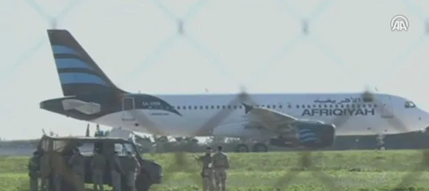 Libya’da yolcu uçağı kaçırıldı