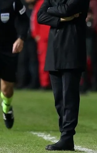 Süper Lig'de flaş ayrılık: Çaykur Rizespor'da Hamza Hamzaoğlu istifa etti