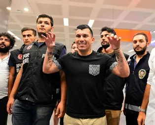 Medel geldi şimdi sıra Vida’da