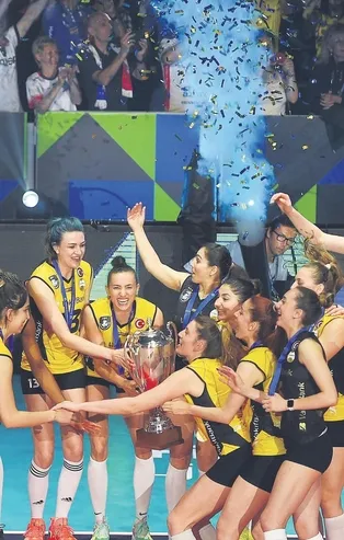 Vakıfbank, Imoco Volley'i ezdi geçti! 5. kez Şampiyonlar Ligi şampiyonu oldu