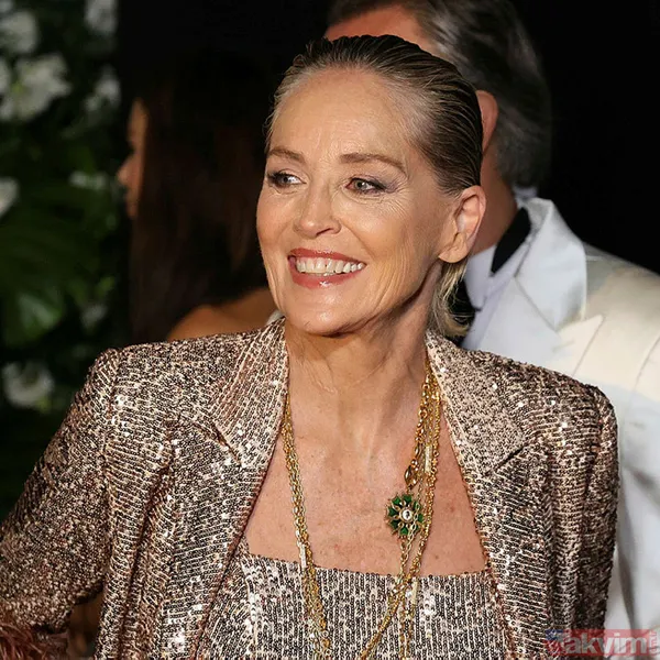 Dünyaca ünlü oyuncu Sharon Stone'a Bodrum’da 'Uluslararası İkon Ödülü' verildi! Kurtlar Vadisi itirafı çok konuşulmuştu... - 3
