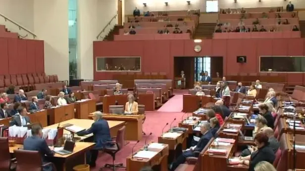 Avustralya'da senatörler, hükümetin katil İsrail ordusunun Gazze'ye yönelik saldırılarını kınamadığı için oturumu terk etti-5