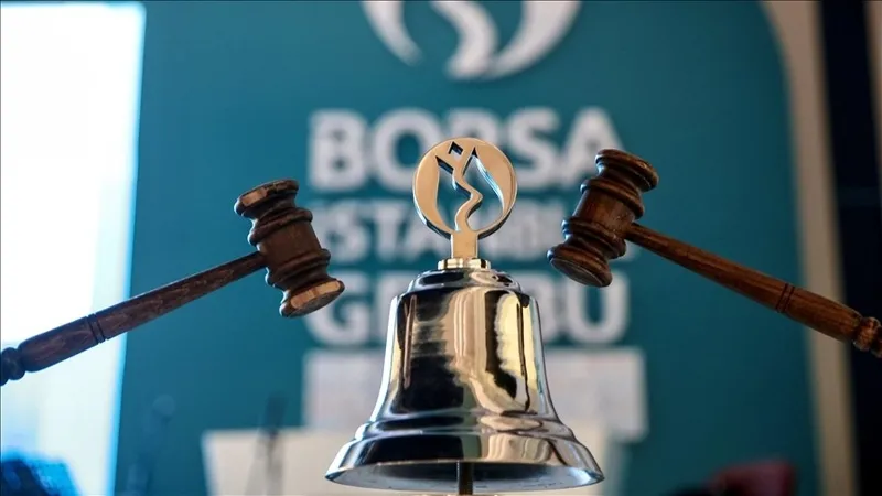 spor-hisseleri-yatirimciyi-uzdu-avrupadaki-basarisizlik-borsaya-yansidi-1774058626805.jpeg Spor hisseleri yatırımcıyı üzdü: Avrupa’daki başarısızlık borsaya yansıdı-6