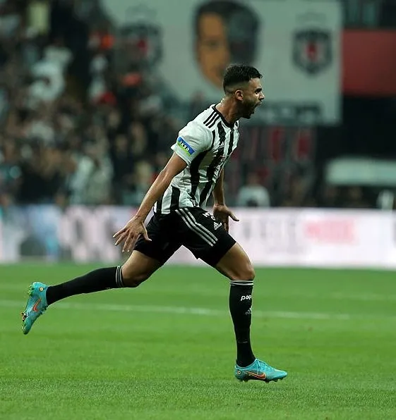 premier-lig-kartali-besiktas-ingiltereye-abone-oldu-1661431809624.jpg Premier Lig Kartal'ı! Beşiktaş İngiltere'ye abone oldu-4