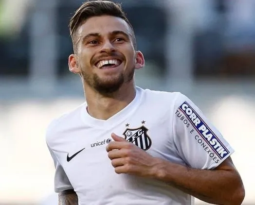 Adım adım Fener’e