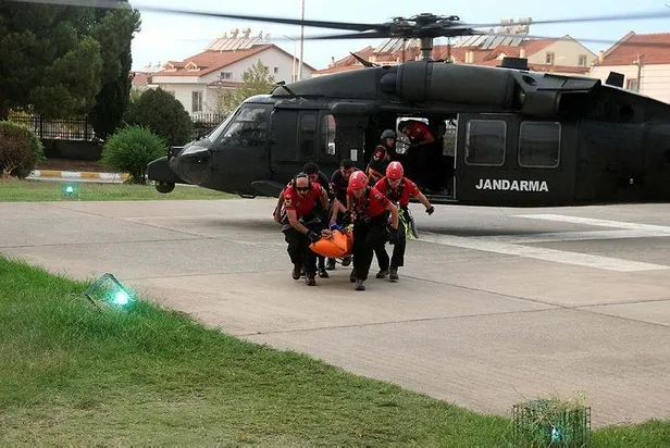 Muğla’nın Fethiye ilçesinde kayalıklara düşen Rus paraşütçü hayatını kaybetti-3