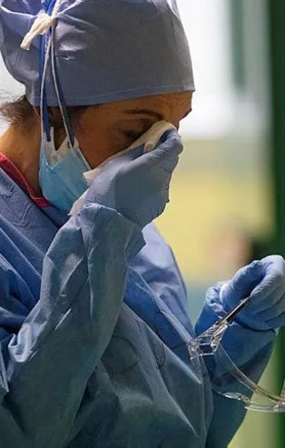 Son dakika: Dünya genelinde koronavirüs bilançosu giderek artıyor: Ölü sayısı 165 bin 93'e yükseldi