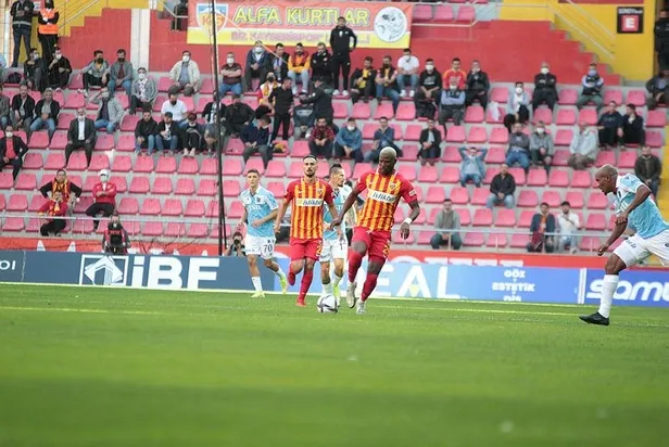 Kayseri 'Fırtına'lı! (Yukatel Kayserispor 1-2 Trabzonspor MAÇ SONUCU ÖZET)-4