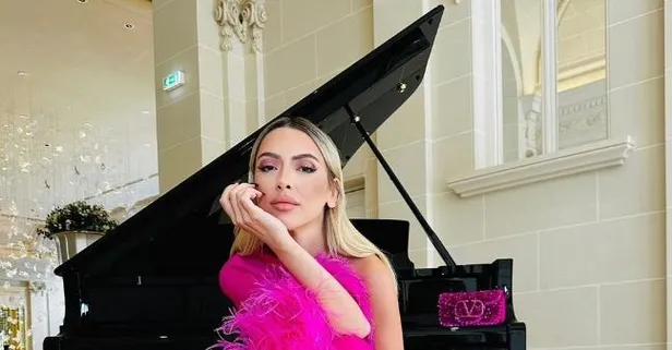 Güzel şarkıcı Hadise'den ters köşe! Sahnelerden sonra ekranları sallamaya geliyor...