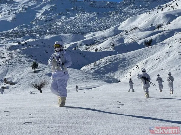 SON DAKİKA: Siirt'te 545 personelin katılımıyla Eren Kış-24 Şehit Jandarma Astsubay Kıdemli Çavuş Erkan Yalçın operasyonu başlatıldı - 2