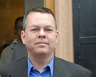 Papaz’ın sinyalleri FETÖ’den