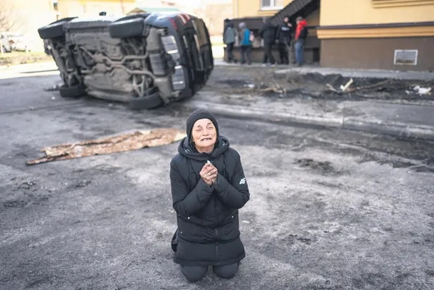 rusyanin-bucada-yaptigi-katliamin-uydu-goruntuleri-ortaya-cikti-19-marttan-itibaren-sokaklar-sivil-cesetlerle-1649196906486.jpeg Rusya'nın Buça'da yaptığı katliamın uydu görüntüleri ortaya çıktı! 19 Mart'tan itibaren sokaklar sivil cesetlerle doluydu-6