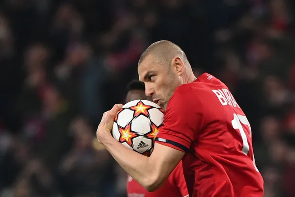 burak-yilmaz-lilleden-ayriliyor-super-lige-donuyor-besiktas-ve-adana-demirspor-ile-gorustu-1647608994550.jpg Burak Yılmaz Lille'den ayrılıyor! Süper Lig'e dönüyor: Beşiktaş ve Adana Demirspor ile görüştü-3