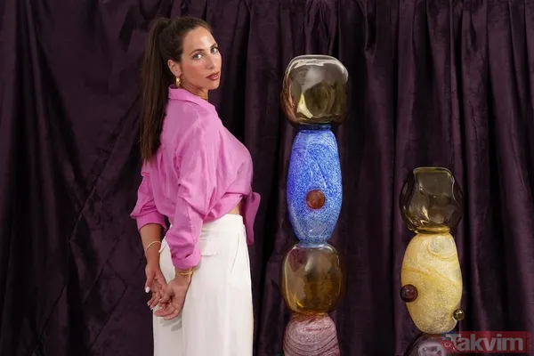 Hülya Avşar'ın kızı Zehra Çilingiroğlu Paris'te markasını tanıttı! Büyük anne ve babasıyla paylaşımları kalpleri ısıttı - 14