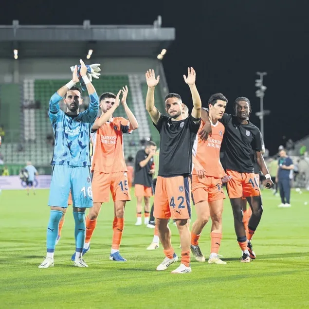 Başakşehir tur için sahada